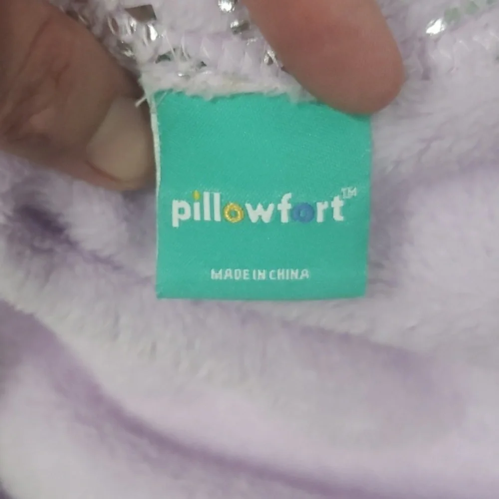 Pillowfort mermaid‎ tail blanket